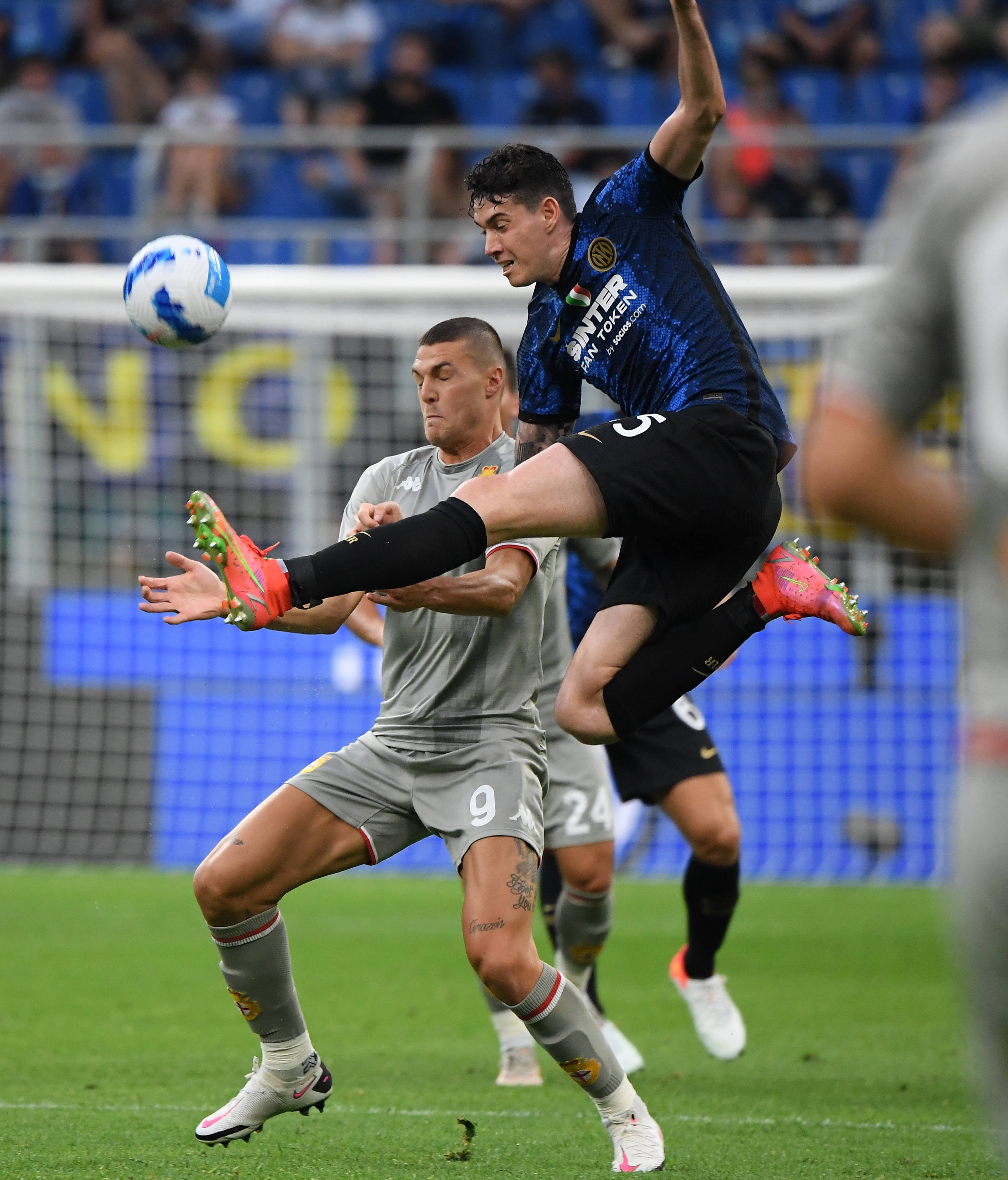 冷静让人难 冷静让人难